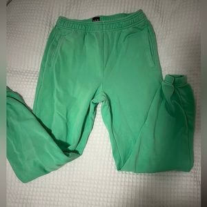 Gap women’s sweatpants
